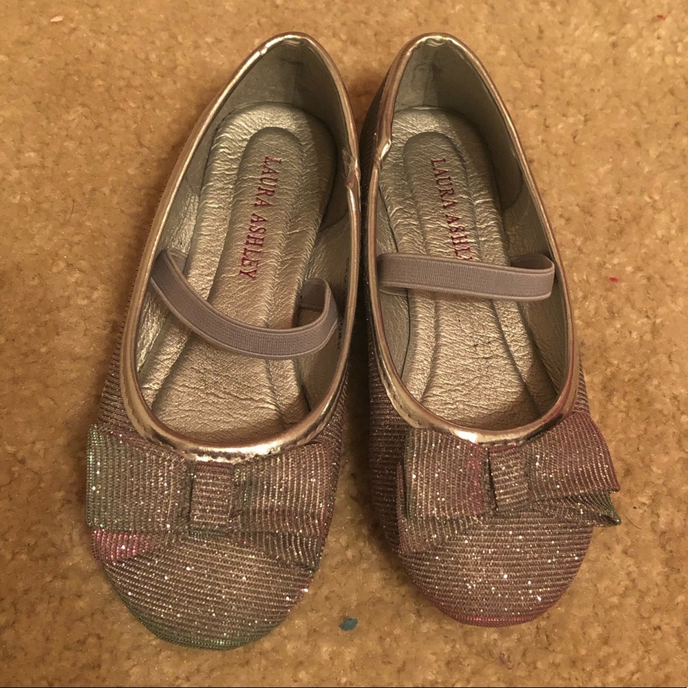 NWOT Laura Ashley girls sparkle flats.